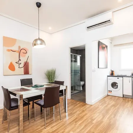Mestalla River Apartment Walencja Zewnętrze zdjęcie